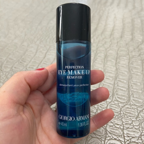 giorgio armani makeup remover